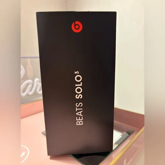 Beats by Dre Solo3 Wireless Headphones - Rose Gold